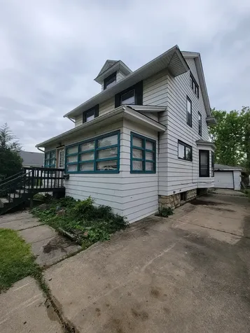 227 West 16th Place Chicago Heights IL 60411