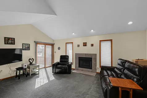 18311 65TH Avenue Tinley Park IL 60477