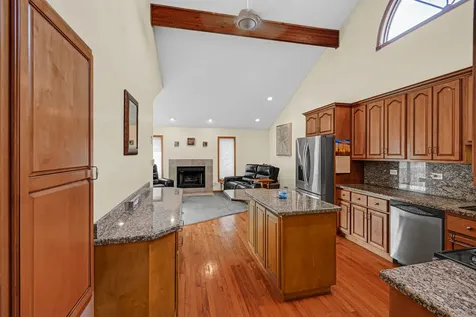 18311 65TH Avenue Tinley Park IL 60477