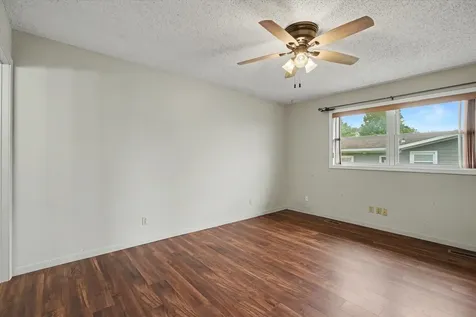 2229 Jeffery Drive St. Joseph IL 61873
