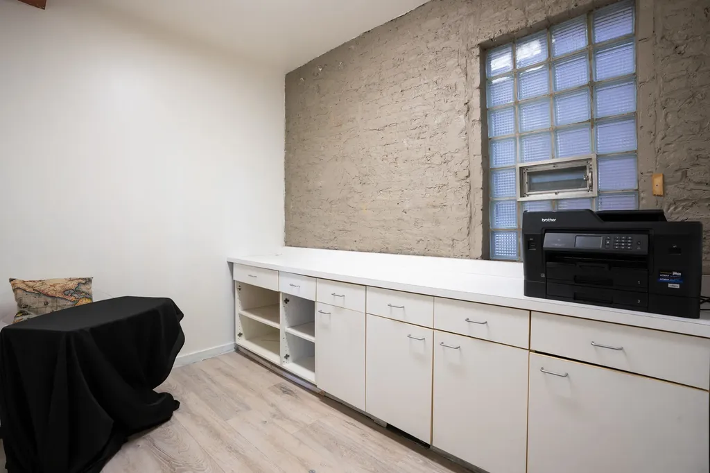 2331 North Elston Court Chicago IL 60614