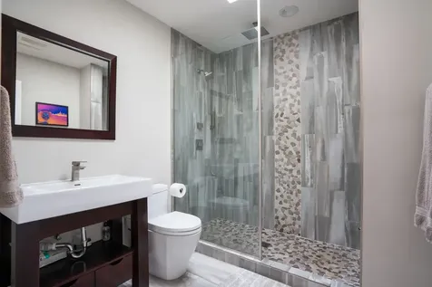2331 North Elston Court Chicago IL 60614