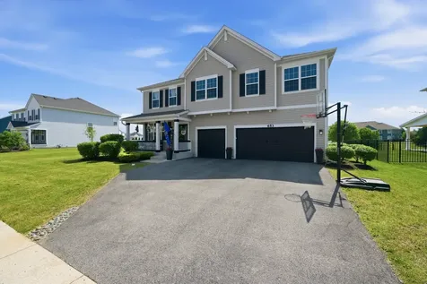 653 Otter Way Oswego IL 60543