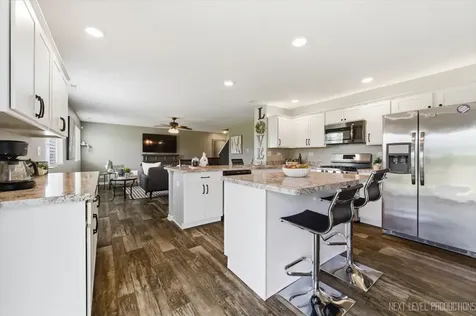 1731 Dempsey Circle Pingree Grove IL 60140