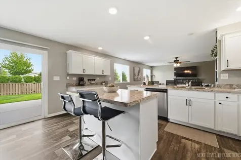 1731 Dempsey Circle Pingree Grove IL 60140