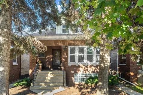 1833 Ridgeland Avenue Berwyn IL 60402
