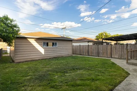 1833 Ridgeland Avenue Berwyn IL 60402