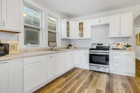 1833 Ridgeland Avenue Berwyn IL 60402