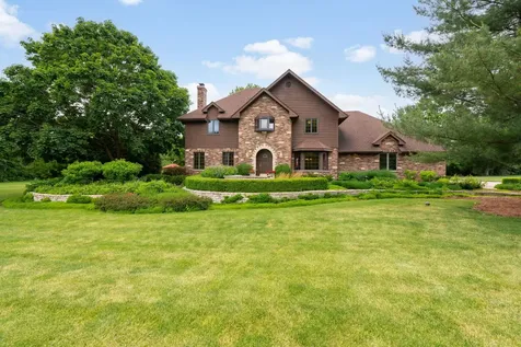 5N868 Prairie Valley Drive St. Charles IL 60175