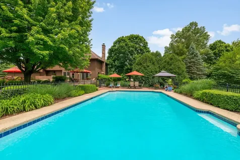 5N868 Prairie Valley Drive St. Charles IL 60175