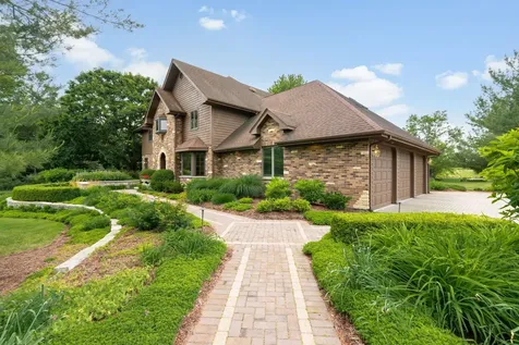 5N868 Prairie Valley Drive St. Charles IL 60175