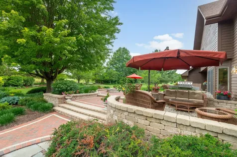 5N868 Prairie Valley Drive St. Charles IL 60175