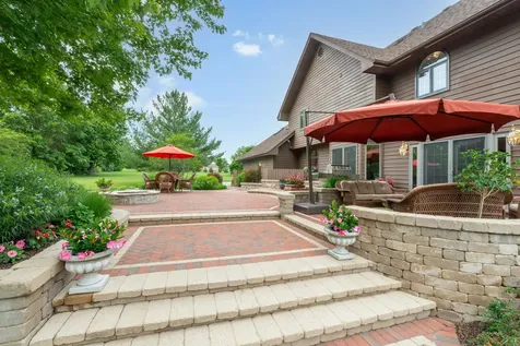 5N868 Prairie Valley Drive St. Charles IL 60175