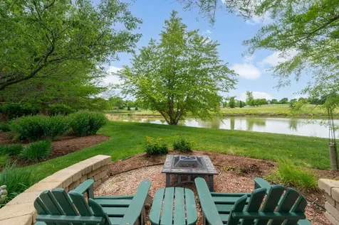 5N868 Prairie Valley Drive St. Charles IL 60175