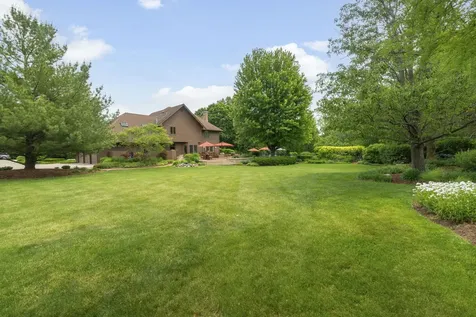 5N868 Prairie Valley Drive St. Charles IL 60175