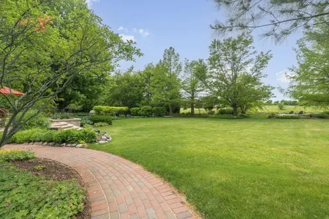 5N868 Prairie Valley Drive St. Charles IL 60175
