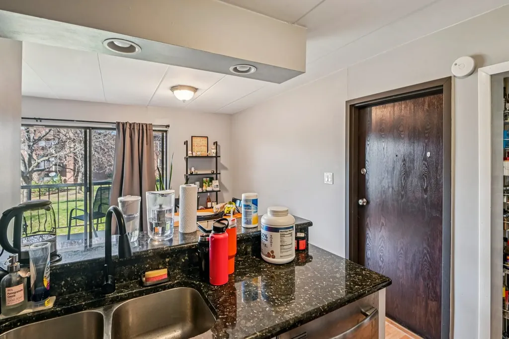 200 East Fountainview Lane Lombard IL 60148