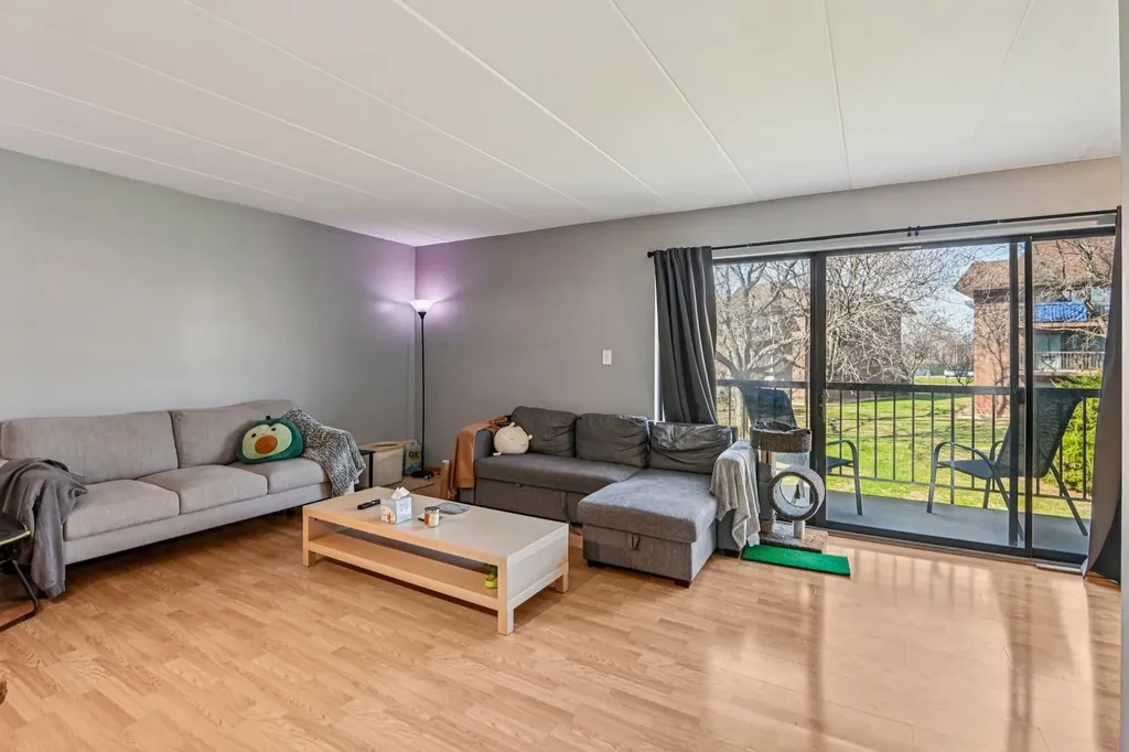 200 East Fountainview Lane Lombard IL 60148