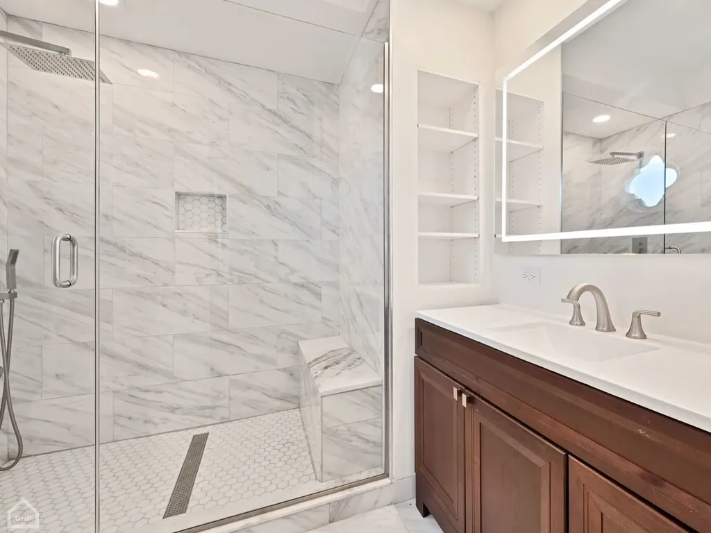 355 Flagg Court Hinsdale IL 60521
