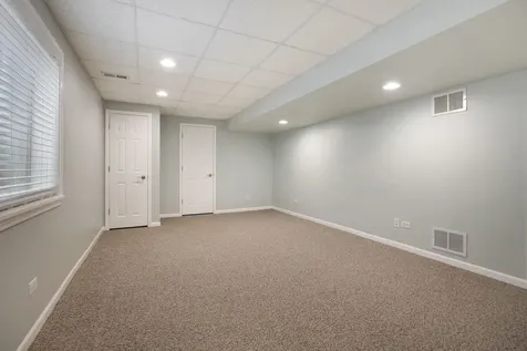 1832 Stirling Lane Montgomery IL 60538