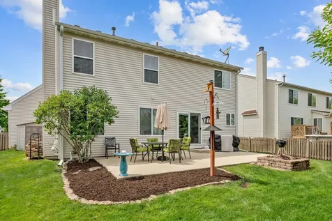 1832 Stirling Lane Montgomery IL 60538