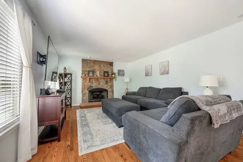 1832 Stirling Lane Montgomery IL 60538