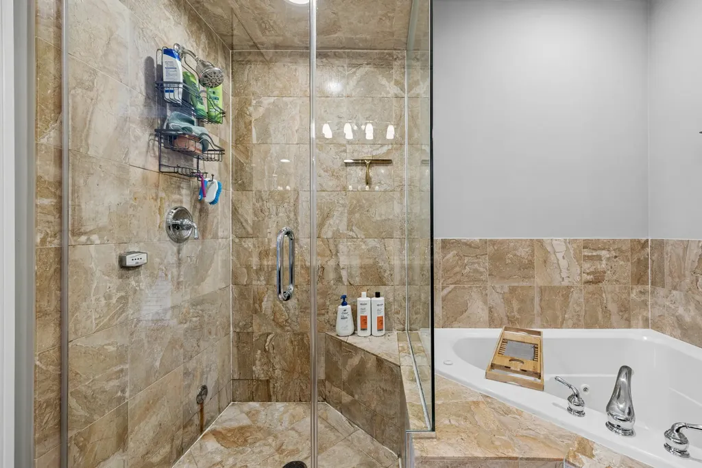 1122 West Hubbard Street Chicago IL 60642