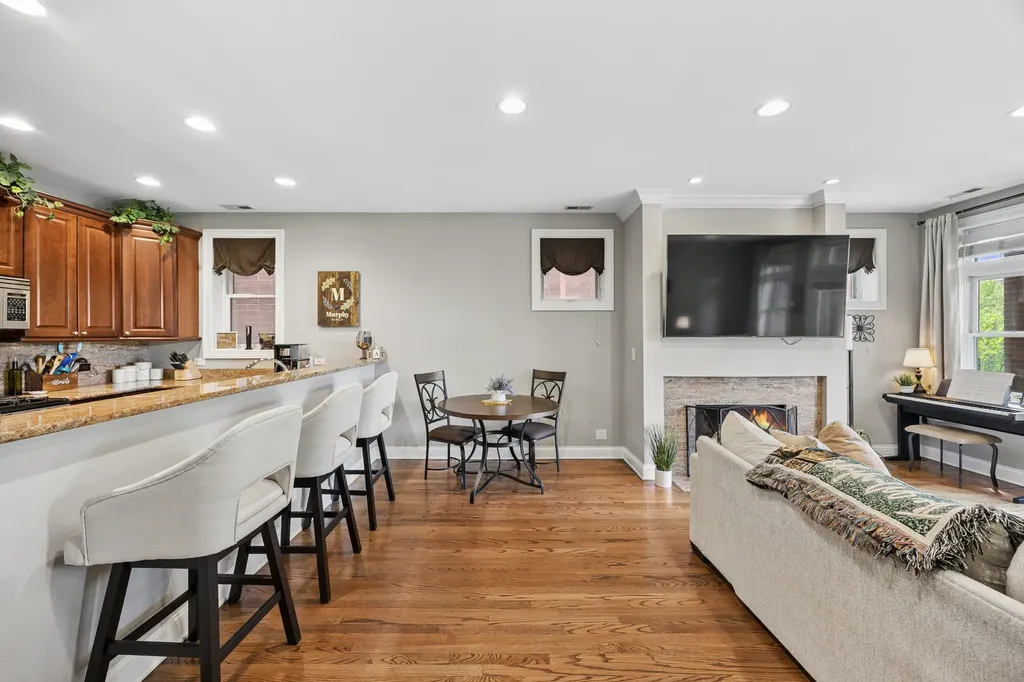 1122 West Hubbard Street Chicago IL 60642