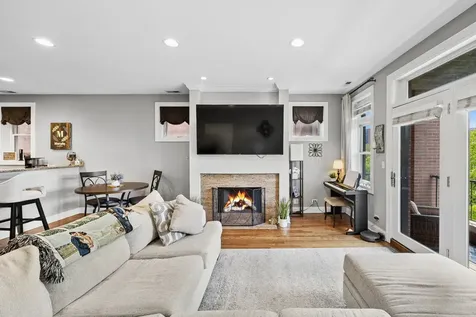 1122 West Hubbard Street Chicago IL 60642