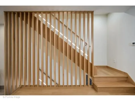 1307 North Sutton Place Chicago IL 60610