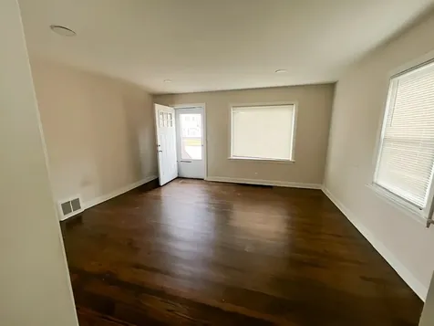 17943 Ridgewood Avenue Lansing IL 60438