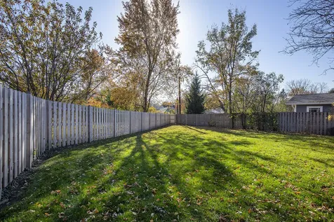 1913 Milton Avenue Northbrook IL 60062