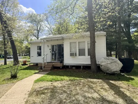 2-203 Woodhaven Lakes Sublette IL 61367