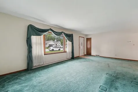603 Orchard Lane Beecher IL 60401
