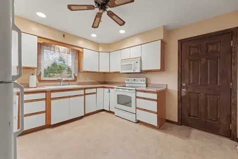 603 Orchard Lane Beecher IL 60401