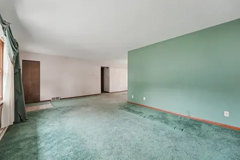 603 Orchard Lane Beecher IL 60401