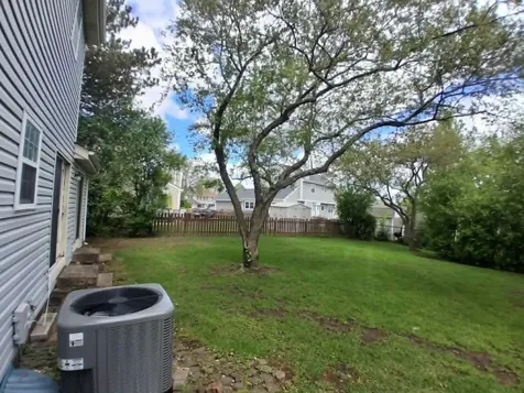 79 Brookstone Drive Streamwood IL 60107