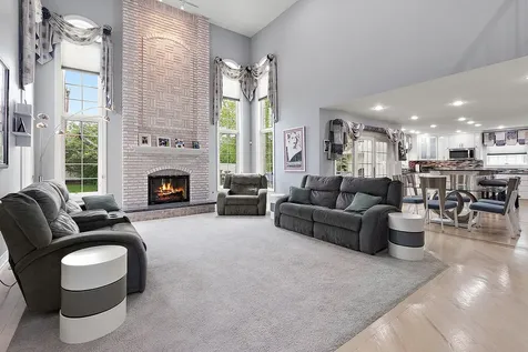 17359 Elk Drive Orland Park IL 60467