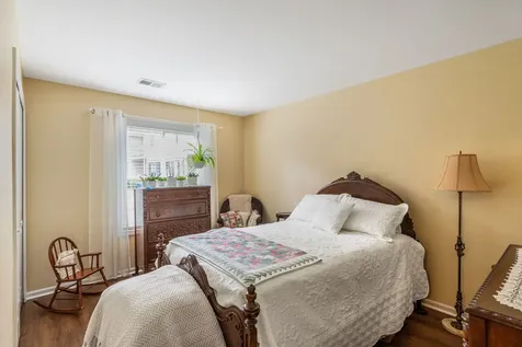 1246 East Evergreen Drive Palatine IL 60074