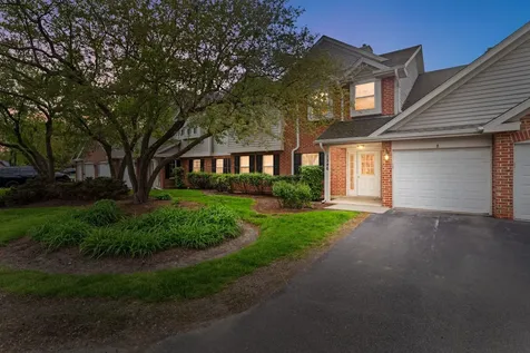 1246 East Evergreen Drive Palatine IL 60074