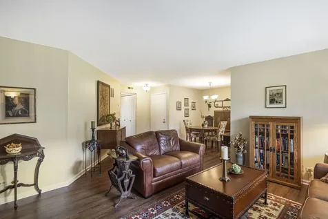 1246 East Evergreen Drive Palatine IL 60074