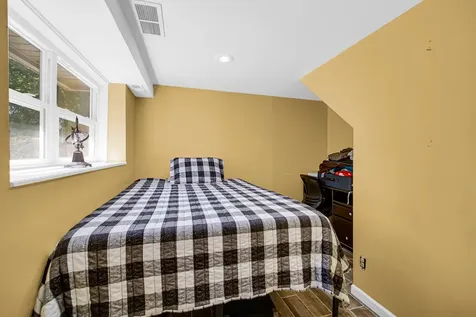 104 Poplar Road Yorkville IL 60560
