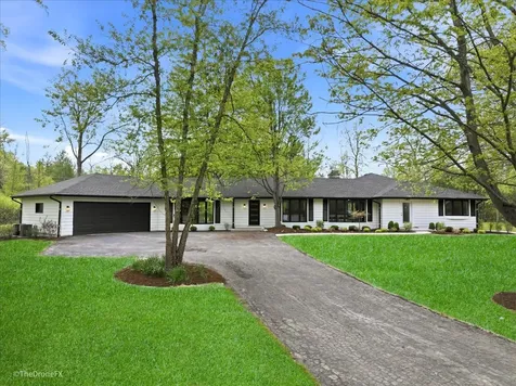 1920 Thornwood Lane Riverwoods IL 60015