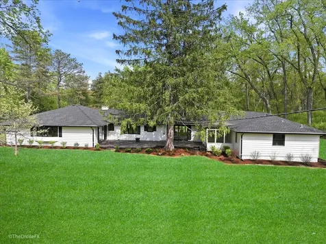 1920 Thornwood Lane Riverwoods IL 60015