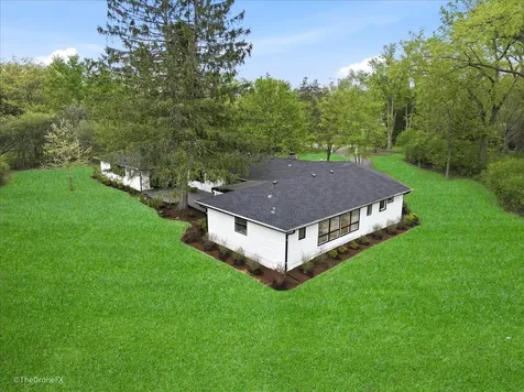 1920 Thornwood Lane Riverwoods IL 60015