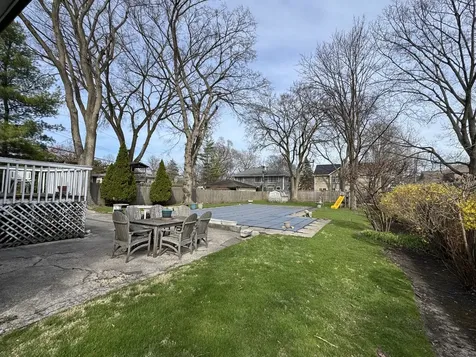 933 Harms Road Glenview IL 60025