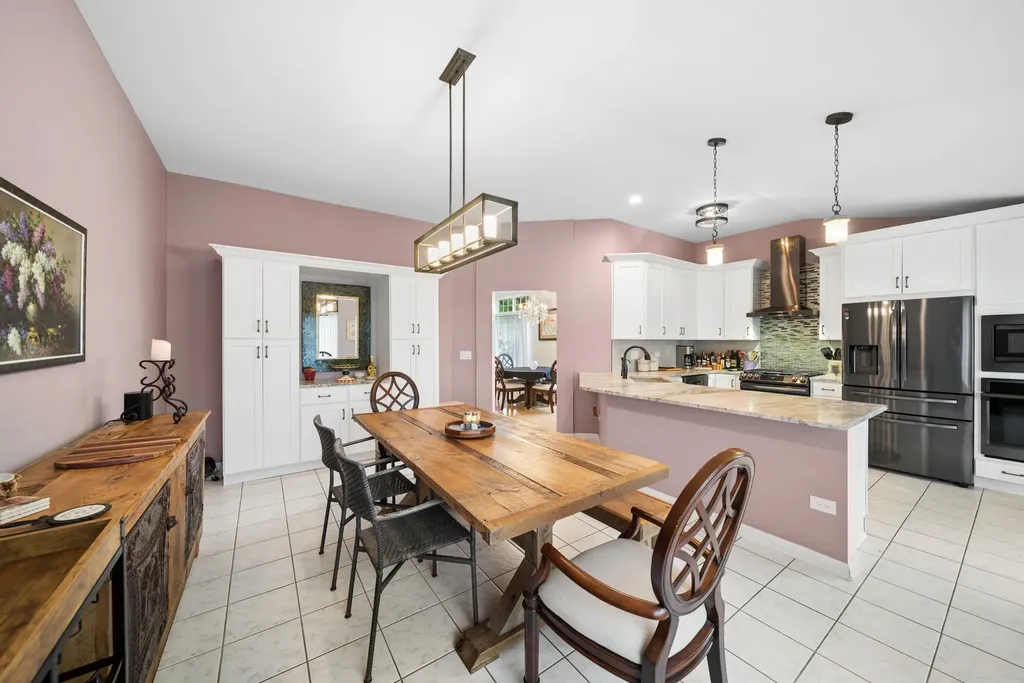 21626 West Larch Drive Plainfield IL 60544