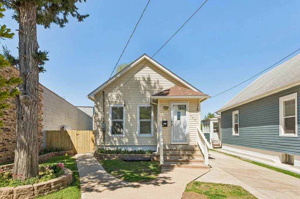 700 Villa Street Elgin IL 60120