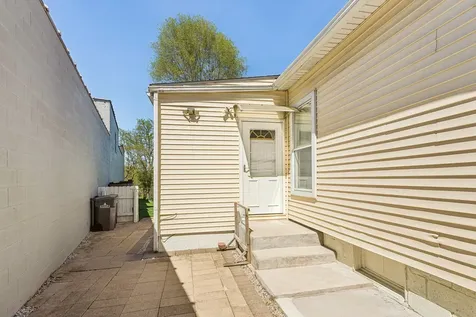 700 Villa Street Elgin IL 60120