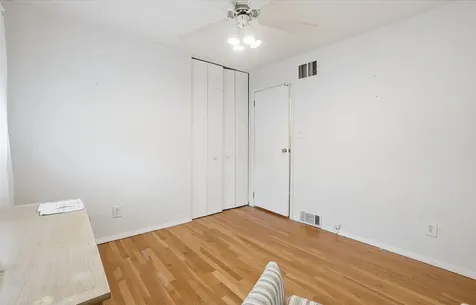 18833 Park Avenue Lansing IL 60438
